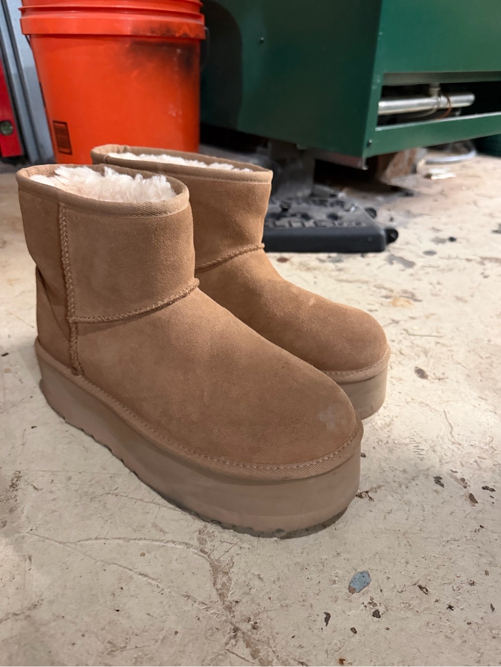 UGG Chestnut Suede Platform Short Boot